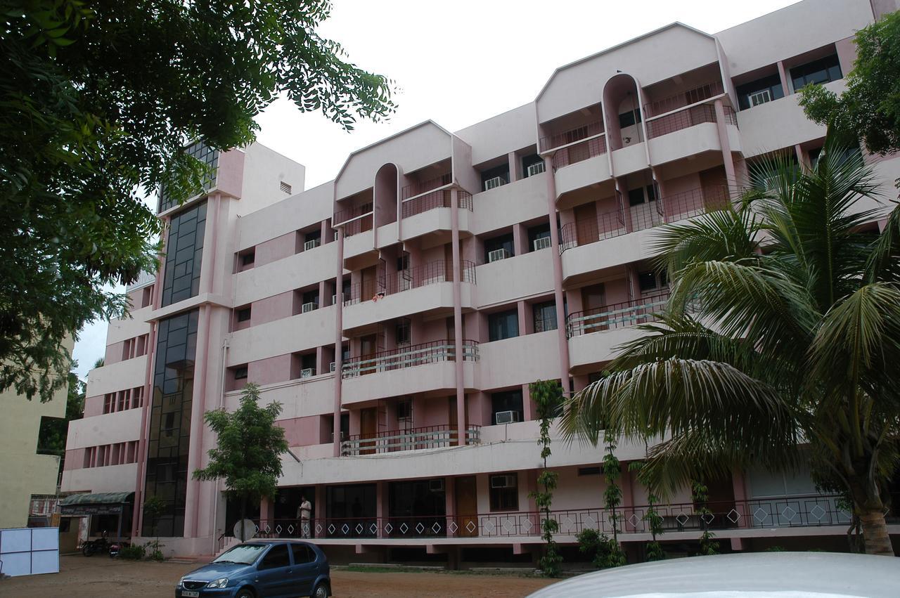 Hotel Athityaa Kumbakonam Bagian luar foto