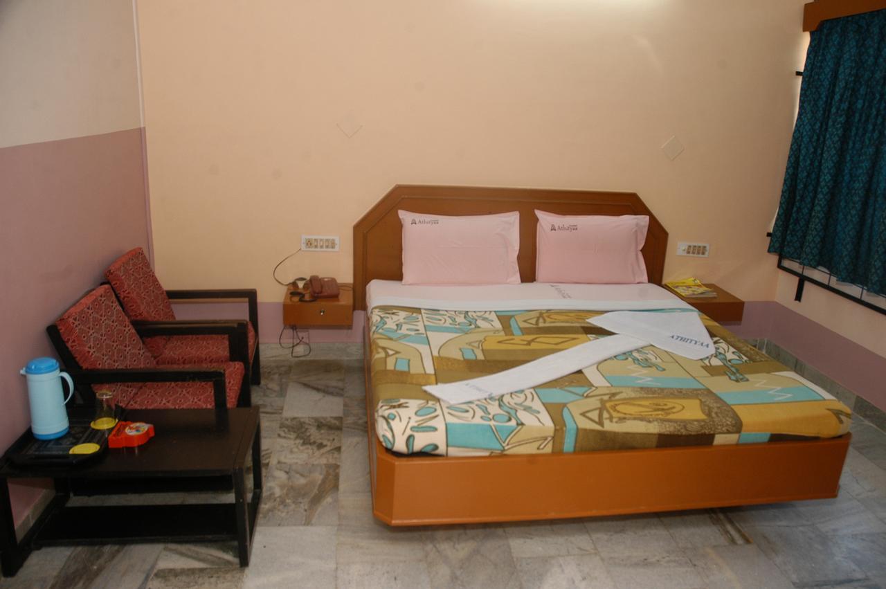 Hotel Athityaa Kumbakonam Bagian luar foto