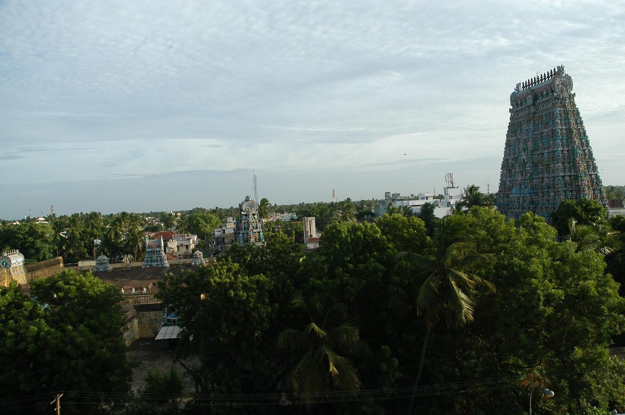 Hotel Athityaa Kumbakonam Bagian luar foto