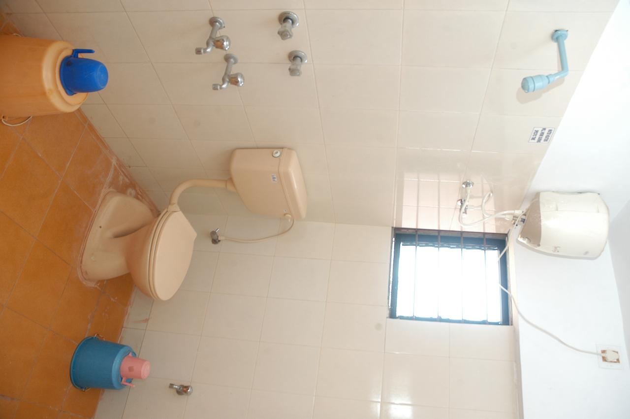 Hotel Athityaa Kumbakonam Bagian luar foto